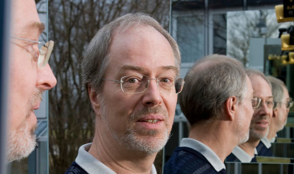 <b>Gerhard Rempe</b> über die Quanteninformationstechnologie | Max-Planck- <b>...</b> - teaser_image_horzontal