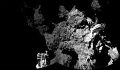 <p>Selfie der Sonde: Dieses Bild sendete Philae nach der Landung auf dem Kometen 67P/Churyumov-Gerasimenko. Im Vordergrund einer der drei F&uuml;&szli