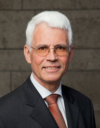 Hon.-Prof. Werner Hofmann
