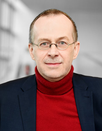 Prof. Dr. Alois Fürstner