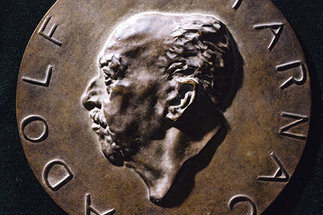 Die KWG wirbt neue Förderer. Stiftung der Harnack-Medaille (1924)