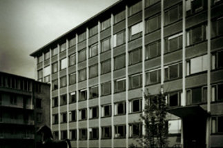 The first purpose-built buildings. The MPI of Biochemistry (1956)